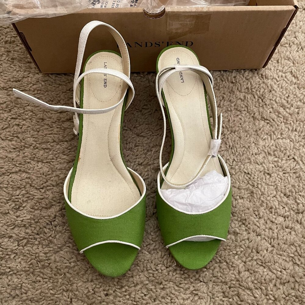 Lands End sandal